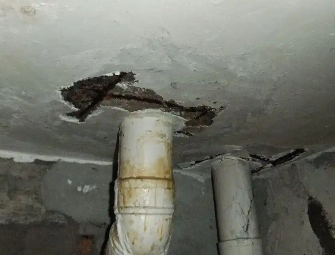 柳南卫生间漏水维修公司浅析柳南卫生间渗水维修的方法